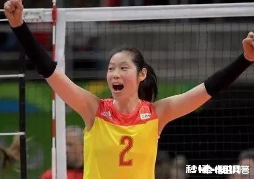 中国女排“一姐”朱婷才24岁，她的巅峰时期过了吗你怎么看
