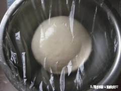 想做个水果披萨，香蕉加上芒果可以做水果披萨吗