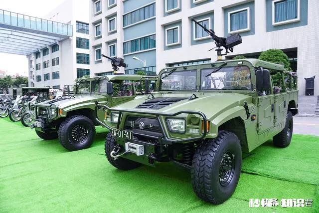 和一个女性普通朋友出去玩到比较晚，该送她回去吗