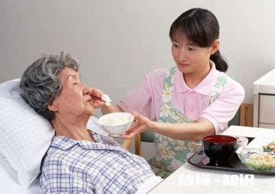 长期卧床生活不能自理的长辈该怎么照顾