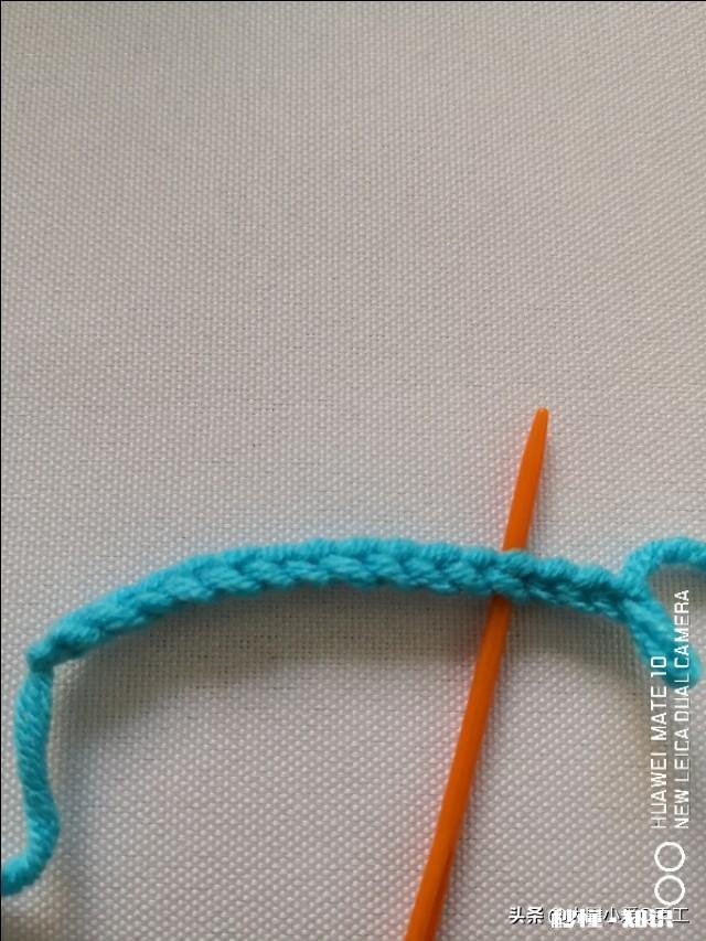 手工钩针编织中，怎样数针数