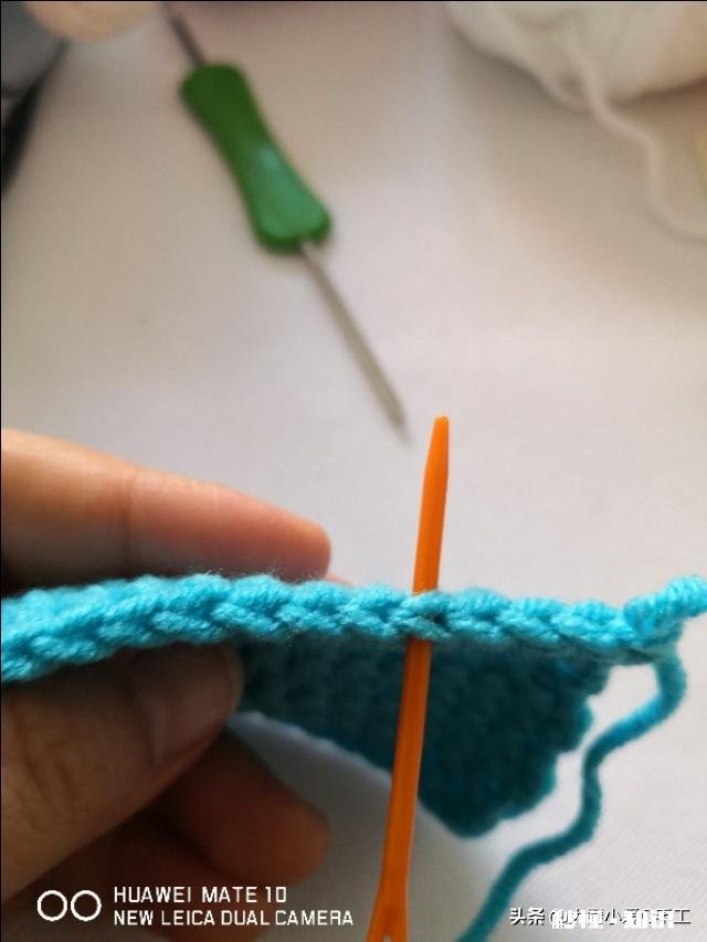 手工钩针编织中，怎样数针数