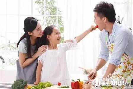 年近40岁的我婚姻不幸福，得知初恋离婚了，我要不要去追求她