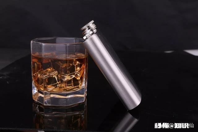 斟酒与倒酒有区别吗