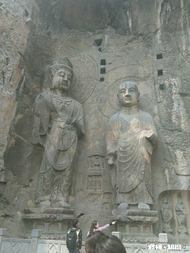 去洛阳旅游，住宿选哪比较方便