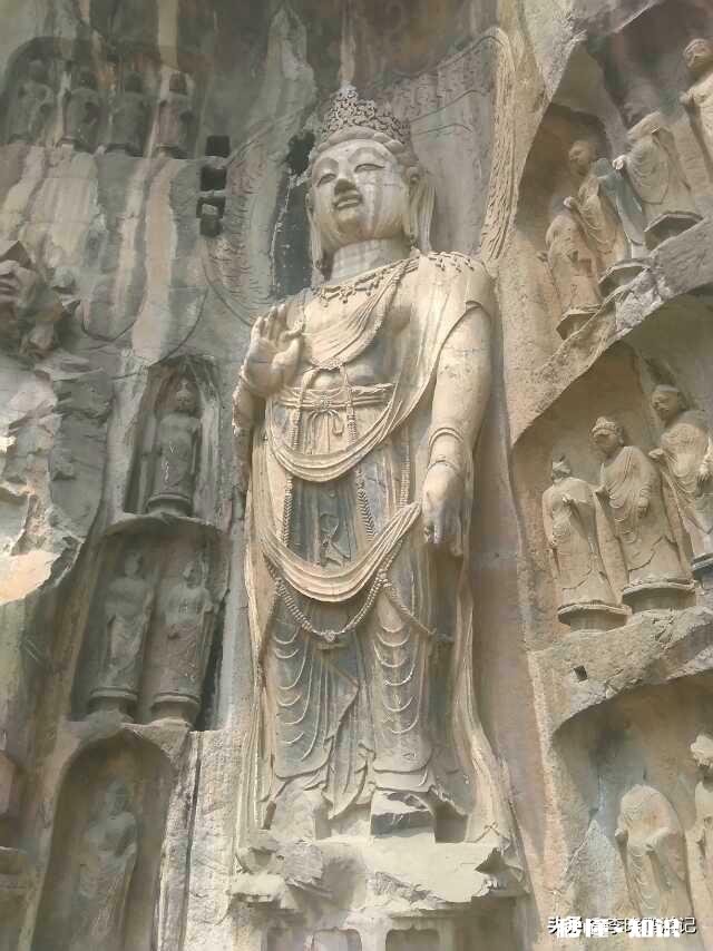 去洛阳旅游，住宿选哪比较方便