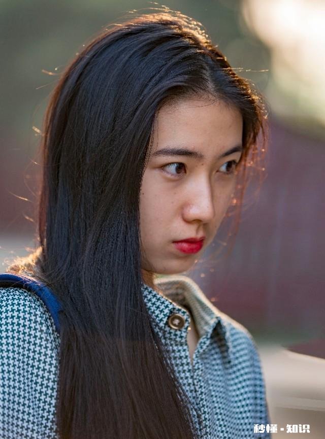 黑人?黑背景……怎么拍,能分出层次来