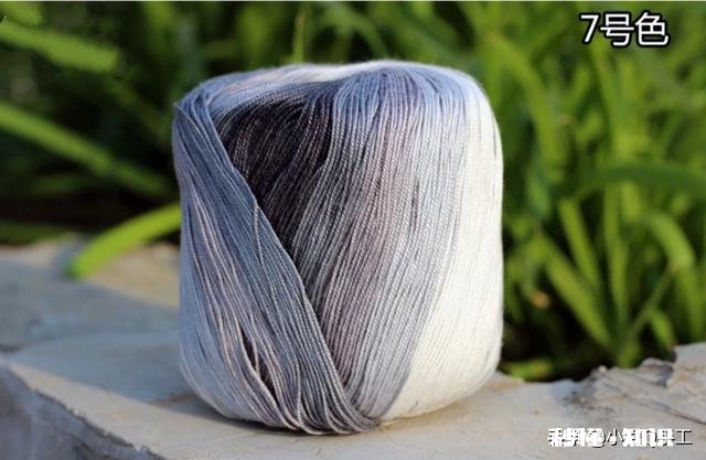 钩衣服用什么样的线比较好