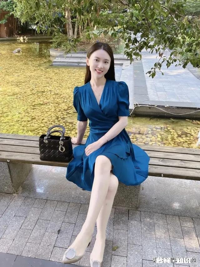 请问大龄女生找结婚对象，该不该同时接触好几个男生