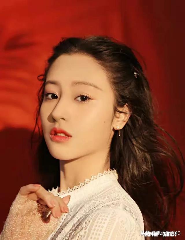 请问大龄女生找结婚对象，该不该同时接触好几个男生