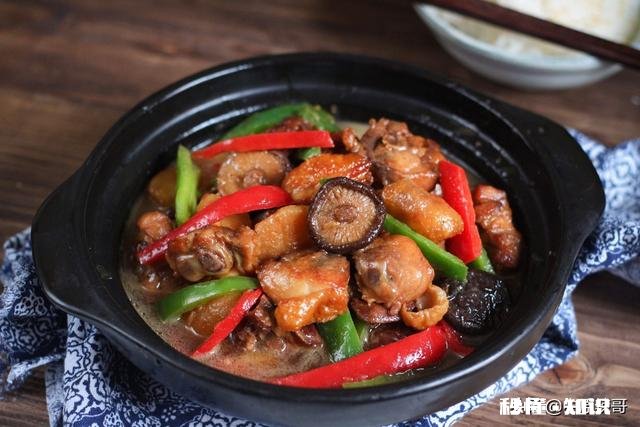 八大菜系之鲁菜黄焖鸡米饭，如何制作又香又嫩的黄焖鸡