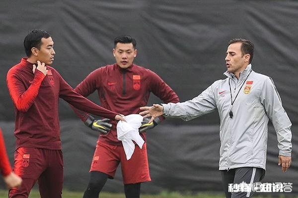 国足集训队名单姗姗来迟，前锋“大变脸”，能赢泰国吗