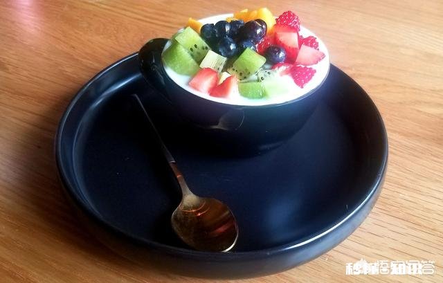 2元的酸奶和8元的酸奶有什么区别