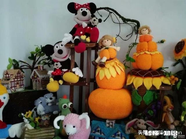 爱好手工，尤其是钩编，保存了超多钩编美图，想看的举手