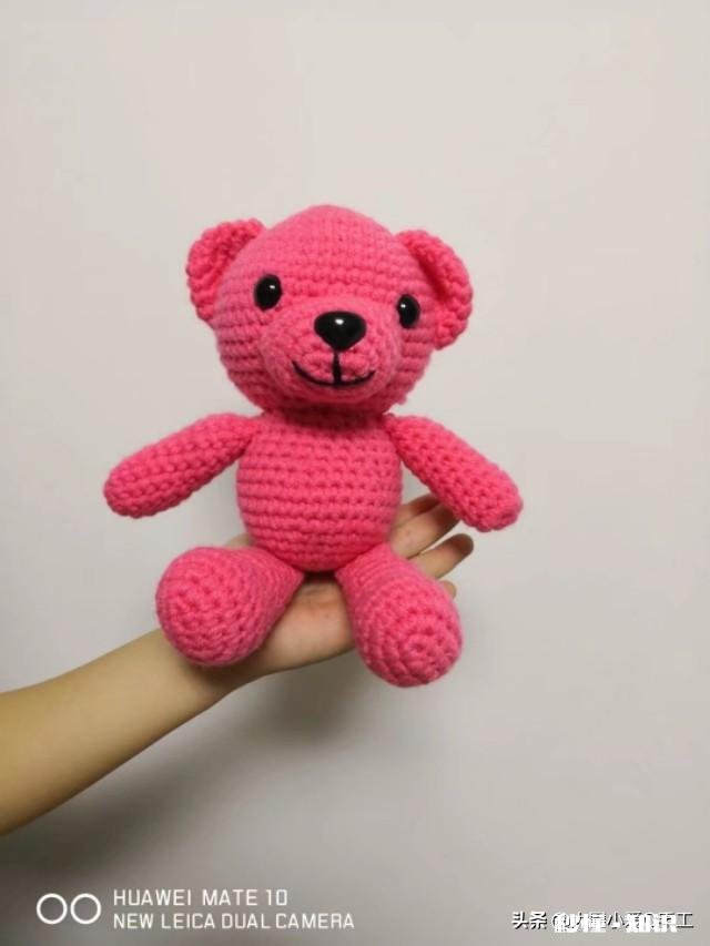爱好手工，尤其是钩编，保存了超多钩编美图，想看的举手