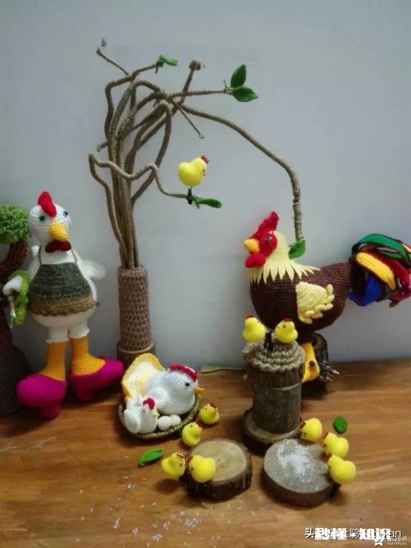 爱好手工，尤其是钩编，保存了超多钩编美图，想看的举手