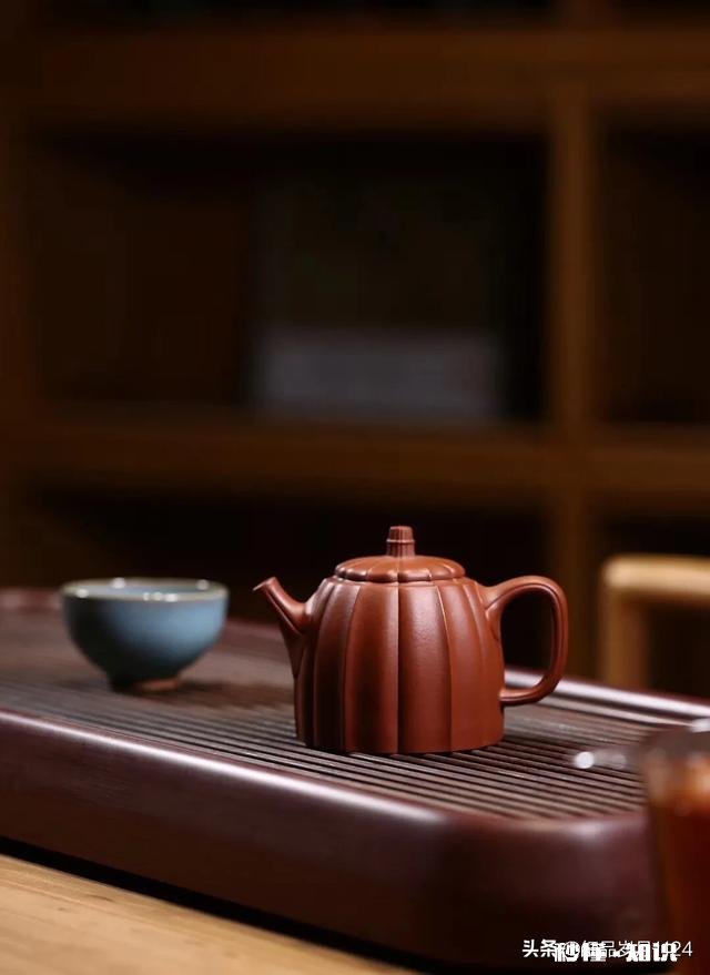 用同样一种紫砂泥做全手工和半手工有什么区别