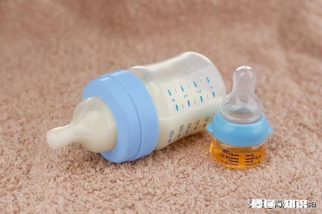 给刚出生的宝宝冲奶粉,有什么需要注意的吗