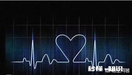 在三甲医院做了心电图，医生说正常，但感觉左胸有时有点闷痛，是什么问题