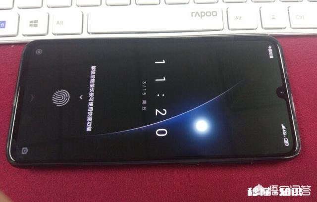 小米9，荣耀v20，vivo iqoo和华为nova4的价位都差不多，哪个更值