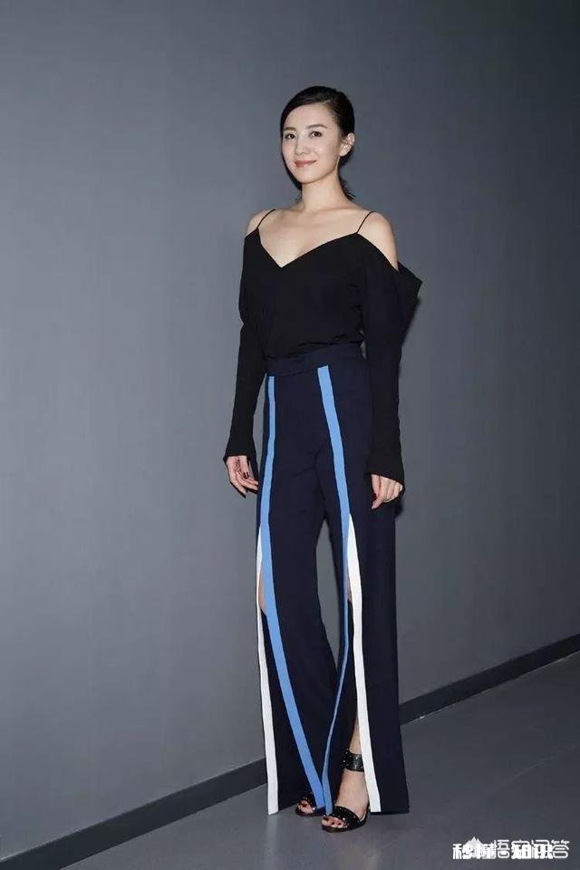 如何搭配黑衬衫，才能像《都挺好》的明玉一样，洋气职业，不显老气