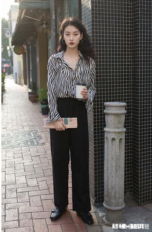 如何搭配黑衬衫，才能像《都挺好》的明玉一样，洋气职业，不显老气