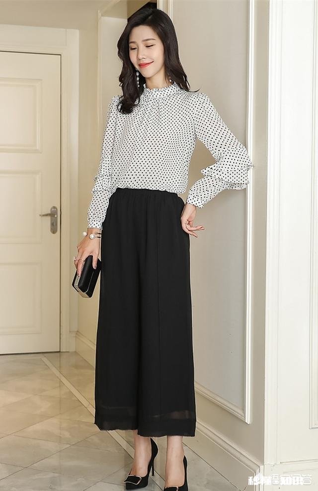 如何搭配黑衬衫，才能像《都挺好》的明玉一样，洋气职业，不显老气
