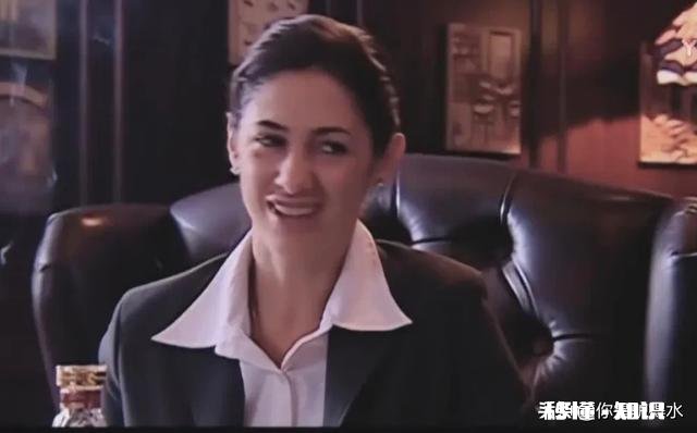 请问《天道》电视剧里为什么要以一个已故的人来解说叙述