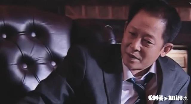 请问《天道》电视剧里为什么要以一个已故的人来解说叙述