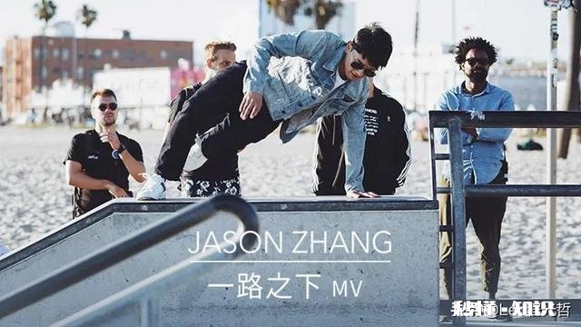 跟朋友们开车旅游的时候，你们会听什么类型的歌曲或者听谁的歌