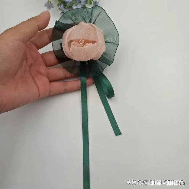 手工饰品爱好者众多，自己做手工饰品能赚钱吗