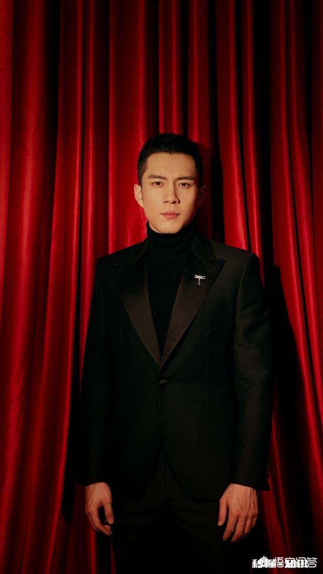 从世界范围内看，为什么法律没有作为一门专业课程出现在中小学必学科目中