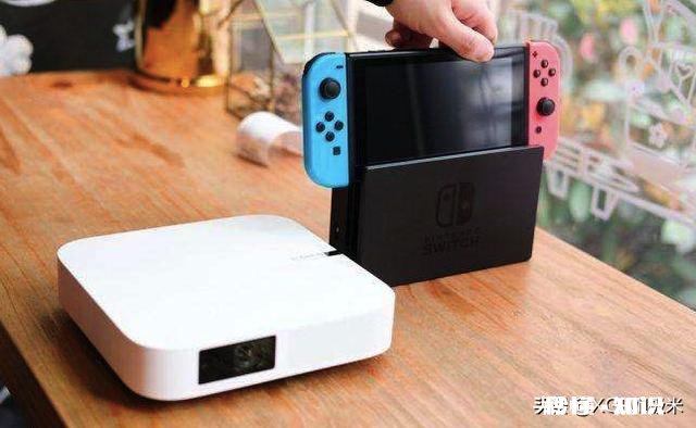 极米投影仪看电影需要开运动补偿吗