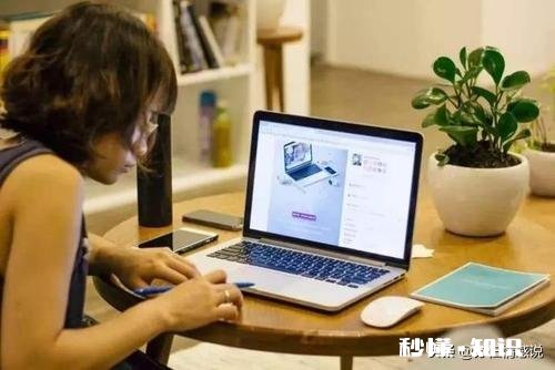 疫情还未结束，父母要上班，孩子在家没人管怎么办