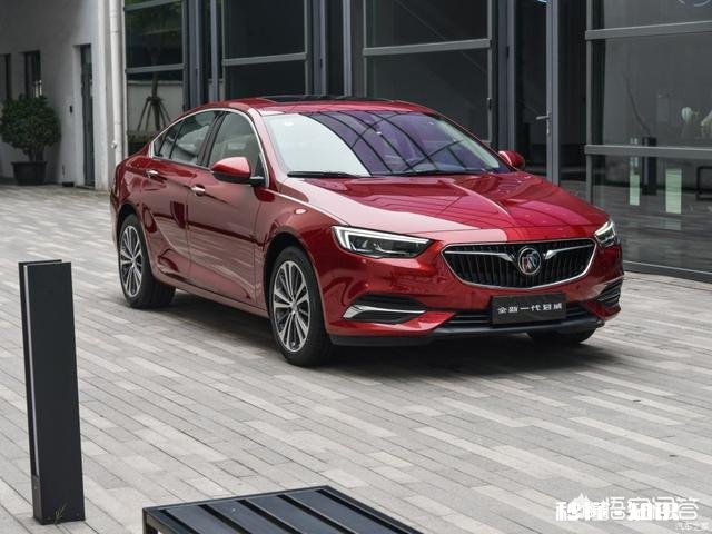 20万预算适合20多岁开的车有推荐的吗