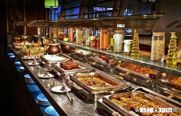 自己一个人去吃自助餐会不会很怪