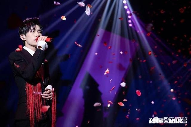 如何评价易烊千玺的EP专辑《我乐意沉默释放内心焰火》