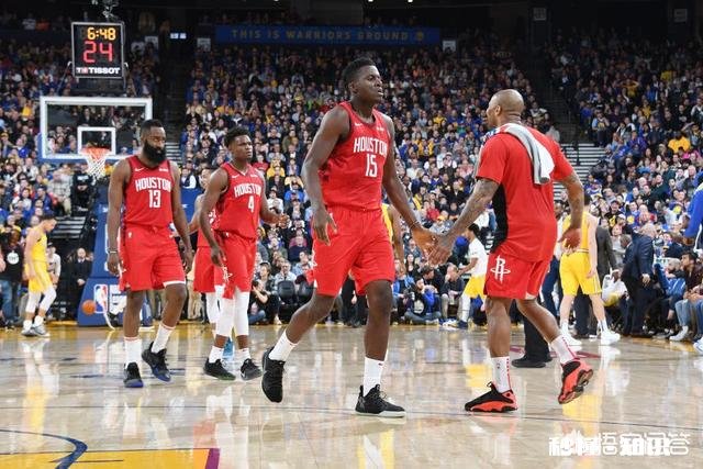 卡佩拉手伤痊愈复出后，火箭队的表现会更稳定一些吗为什么