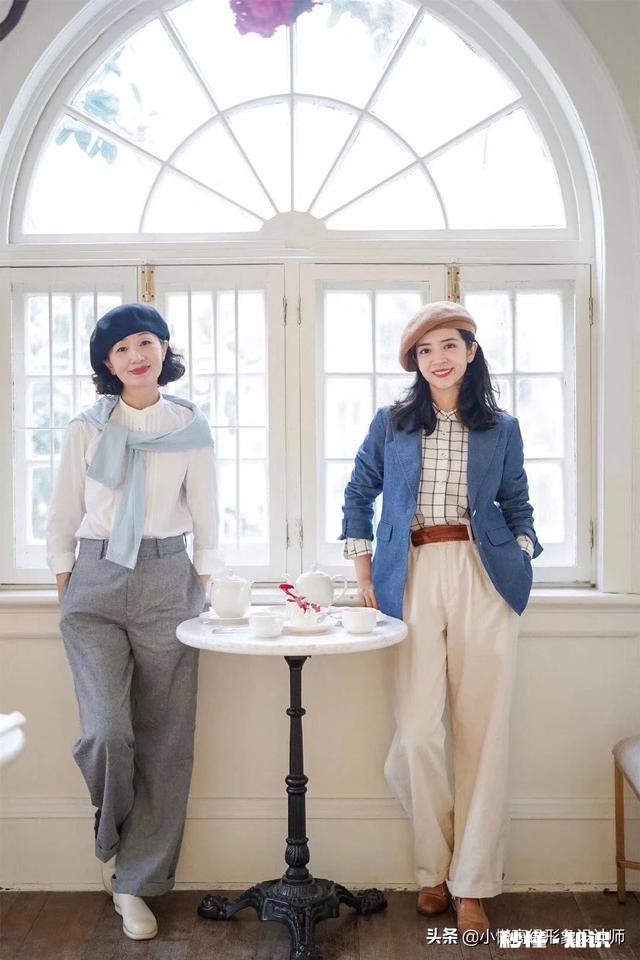 偏好素色衣服如何搭配出气质