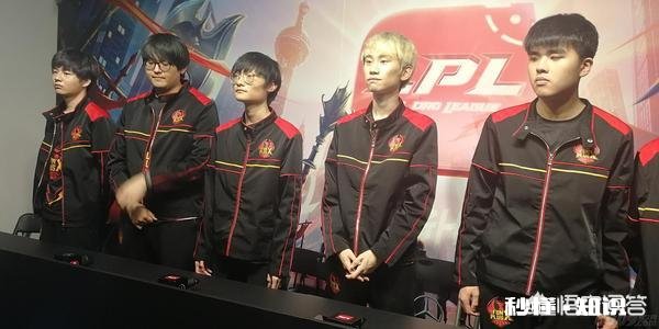 RNG天降福利！世界赛队伍人员扩充，此人有望搭上末班车，S9冠军稳了，你怎么看