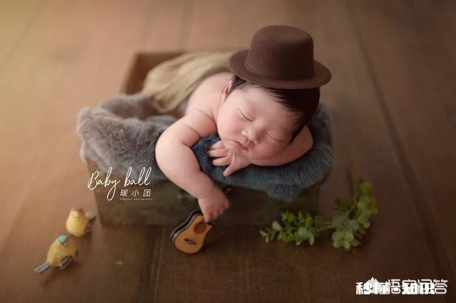 为什么15天内的新生儿摄影那么贵