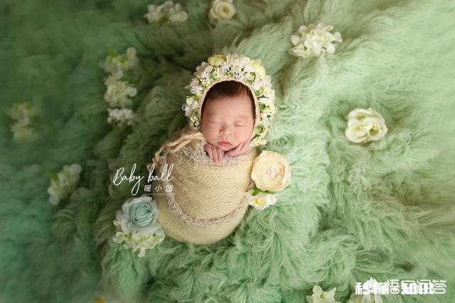 为什么15天内的新生儿摄影那么贵