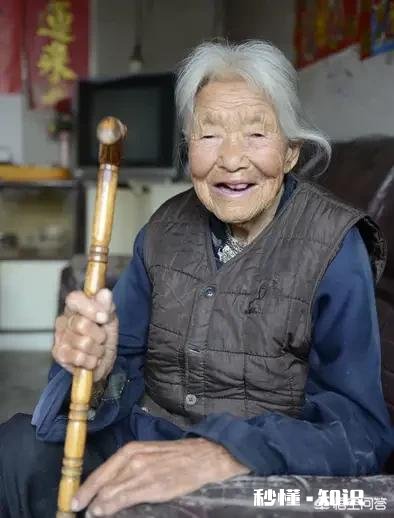 失能老人的长期照顾问题如何才能解决呢