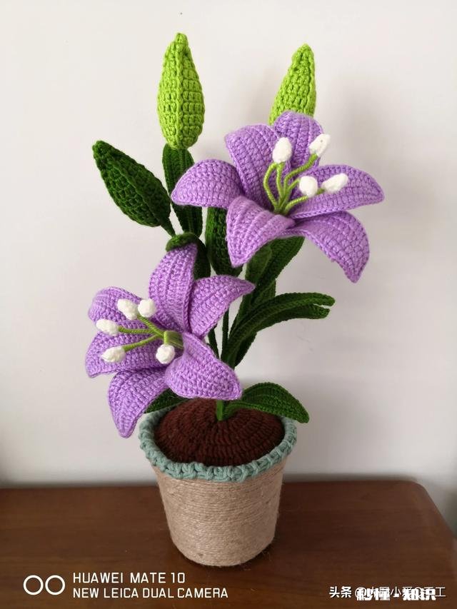 在当今机器生产盛行的情况下，手工业者们如何做才能让手工行业不会被取代