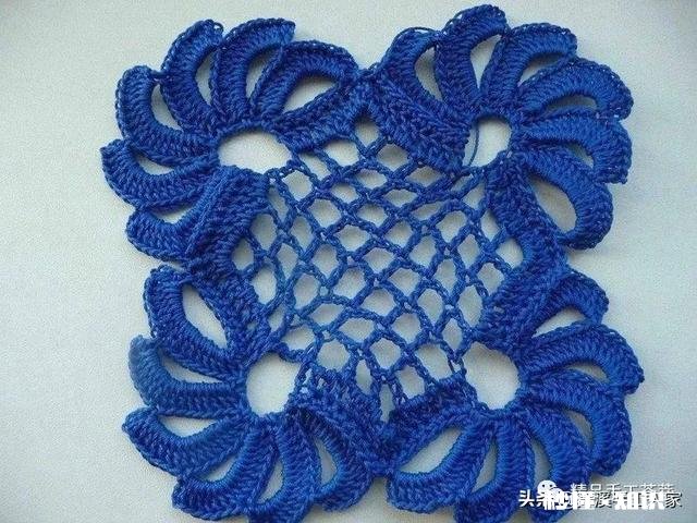 在当今机器生产盛行的情况下，手工业者们如何做才能让手工行业不会被取代