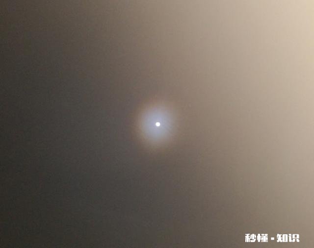 如何用手机拍摄出高清的月亮