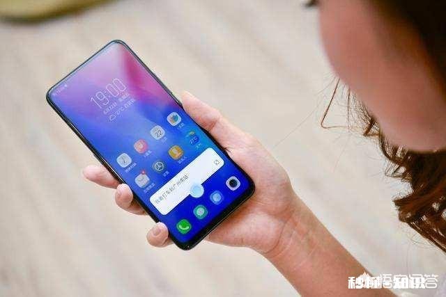 iQOO手机8G运行内存为什么什么都不开就只剩4G多还有我感觉Jovi根本没用