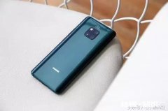 2018年公司年终奖是iPhone，2019年就换成了华为，对此你怎么看