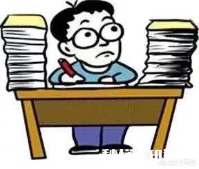 期中期末考试前，老师留大量作业，学生哭着说没时间复习，老师怎么想的