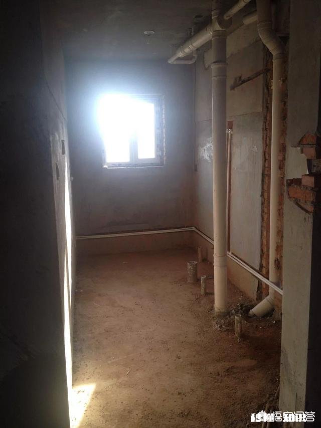 干湿分离的洗手池未装修,这个位置的下水管道怎么设计好看实用